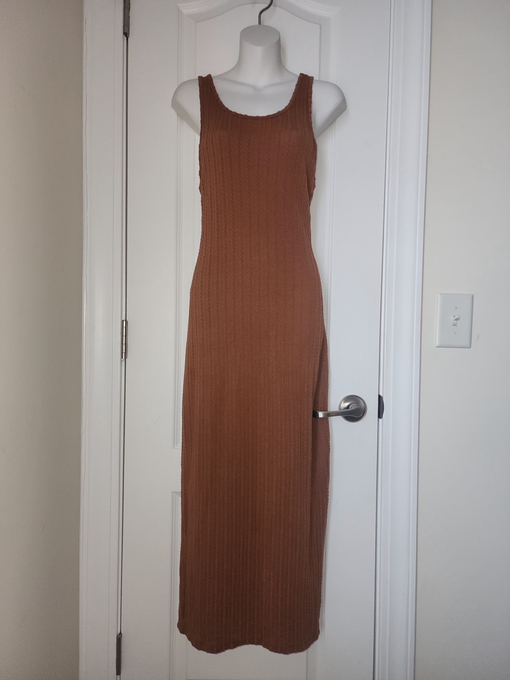 Sleeveless Ribbed Maxi Dress in Brown